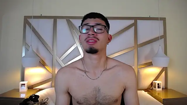 Jaxon Carter online show from November 25, 2025, 9:04 pm