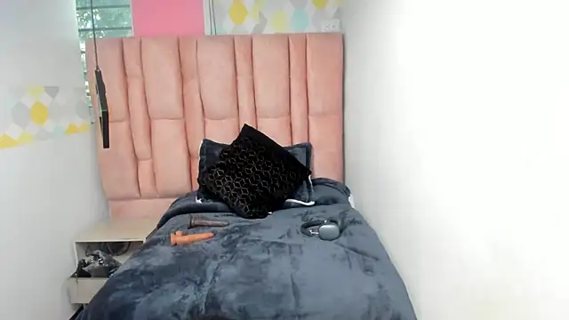 Snapshot of Kiara_Cruz__ chatting on September 25, 2025, 7:31 pm Kiara Cruz   online show from September 25, 2025, 7:31 pm