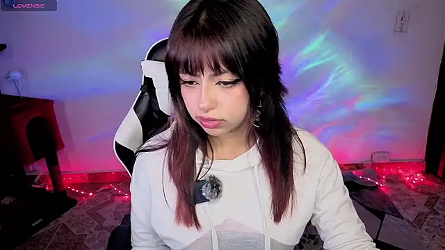 Melody Gho online show from September 29, 2025, 2:44 pm