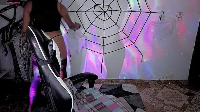 Melody Gho online show from October 23, 2025, 1:54 pm