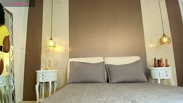 Snapshot of Tiifany_Baker chatting on October 4, 2025, 7:26 pm Tiifany Baker online show from October 4, 2025, 7:26 pm