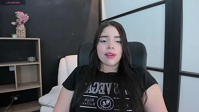 sunnypaytton online show from October 3, 2025, 12:50 pm