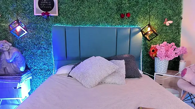 Linagh  online show from April 7, 2026, 12:29 pm