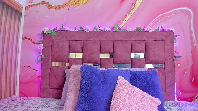 Snapshot of amy_rose__ chatting on October 21, 2025, 3:06 am amy rose   online show from October 21, 2025, 3:06 am