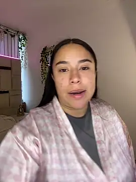 Zoey thompson online show from January 5, 2026, 7:39 pm