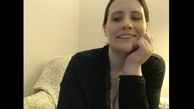 Snapshot of GabbyTate chatting on October 26, 2025, 10:43 pm GabbyTate online show from October 26, 2025, 10:43 pm