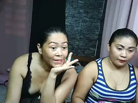 Snapshot of hotpinay_sweet85 chatting on October 29, 2025, 2:21 am hotpinay sweet85 online show from October 29, 2025, 2:21 am
