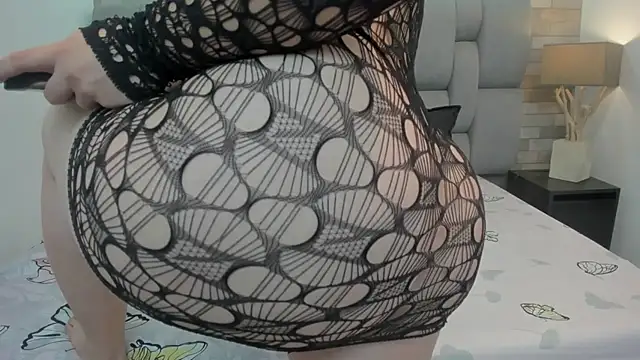 kathysmith19 online show from October 27, 2025, 2:12 am