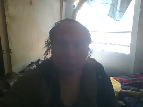 Snapshot of nenade14 chatting on October 28, 2025, 6:51 pm nenade14 online show from October 28, 2025, 6:51 pm
