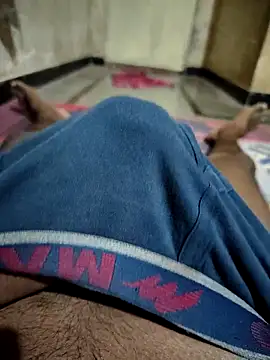 Snapshot of Exotic_AJ chatting on November 7, 2025, 3:05 pm Exotic AJ online show from November 7, 2025, 3:05 pm