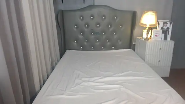 gillian slay online show from October 17, 2025, 11:34 am