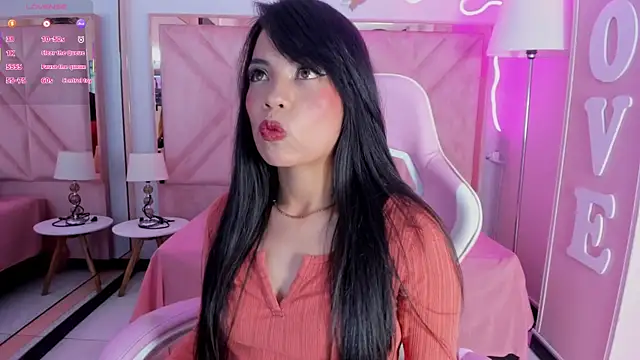 Snapshot of anyjones_ chatting on October 21, 2025, 4:23 am anyjones online show from October 21, 2025, 4:23 am