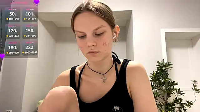 Snapshot of AudreyHammond chatting on October 25, 2025, 4:40 pm AudreyHammond online show from October 25, 2025, 4:40 pm