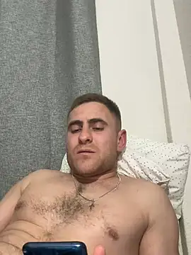 Snapshot of GOOPYlove chatting on March 4, 2026, 7:21 pm GOOPYlove online show from March 4, 2026, 7:21 pm