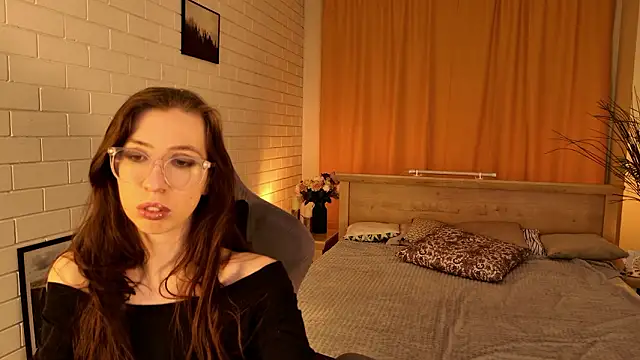 Snapshot of CareyJonas chatting on March 4, 2026, 5:31 pm CareyJonas online show from March 4, 2026, 5:31 pm