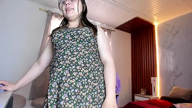 Snapshot of shasha_bloom chatting on September 28, 2025, 2:46 pm shasha bloom online show from September 28, 2025, 2:46 pm