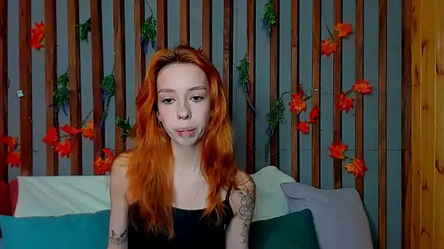 Lori Williams online show from December 2, 2025, 1:06 am