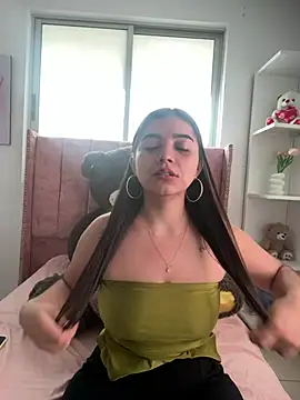 salomecute21 online show from June 20, 2026, 12:21 pm