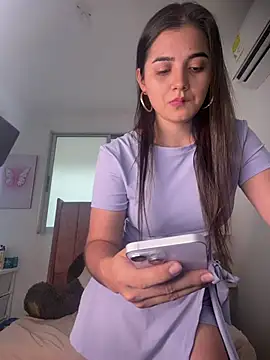 salomecute21 online show from July 10, 2026, 11:32 am
