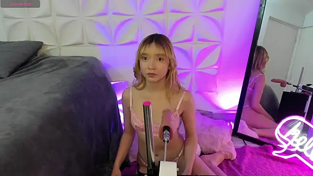 Snapshot of JuliethMoss chatting on October 9, 2025, 8:53 pm JuliethMoss online show from October 9, 2025, 8:53 pm