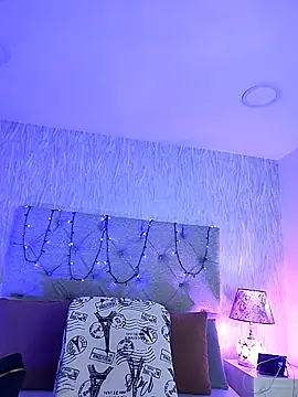 Pamelamiler   online show from October 25, 2025, 11:53 am