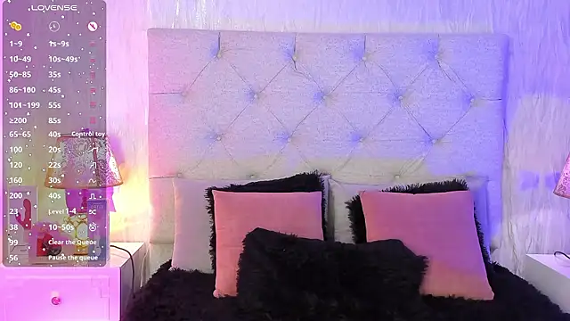 Pamelamiler   online show from February 21, 2026, 12:18 pm