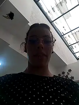 Pamelamiler   online show from October 11, 2025, 12:06 pm