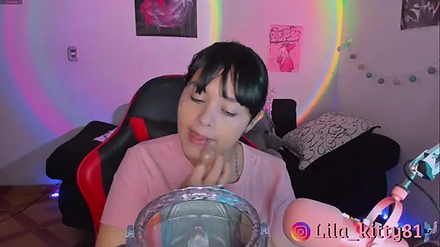 Snapshot of lila_kitty81 chatting on October 8, 2025, 8:31 pm lila kitty81 online show from October 8, 2025, 8:31 pm