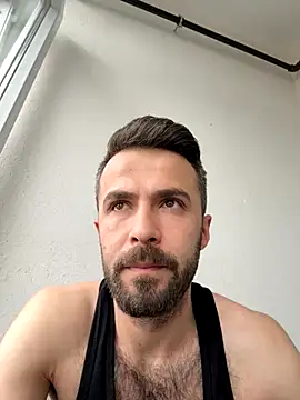 Snapshot of S-kt-et chatting on October 15, 2025, 11:18 am S-kt-et online show from October 15, 2025, 11:18 am