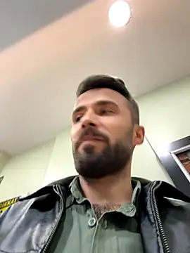 Snapshot of S-kt-et chatting on October 13, 2025, 4:19 pm S-kt-et online show from October 13, 2025, 4:19 pm