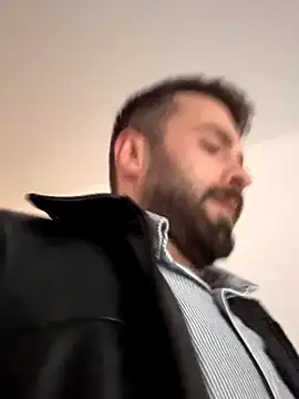 Snapshot of S-kt-et chatting on October 18, 2025, 7:54 am S-kt-et online show from October 18, 2025, 7:54 am