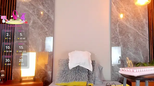 Snapshot of Emma_hunter_ chatting on October 20, 2025, 3:52 am Emma hunter  online show from October 20, 2025, 3:52 am