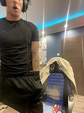 Sexaddict05 online show from September 26, 2025, 11:44 pm