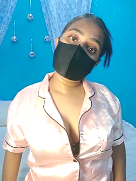 hotty-sapna online show from September 21, 2025, 4:28 am