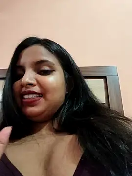 Maahhii 2 online show from May 18, 2026, 4:07 am