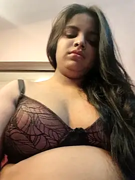 Maahhii 2 online show from May 20, 2026, 9:45 pm