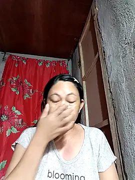 Snapshot of Everleigh_mom chatting on September 10, 2025, 7:57 pm Everleigh mom online show from September 10, 2025, 7:57 pm