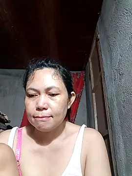 Everleigh mom online show from November 27, 2025, 10:54 pm