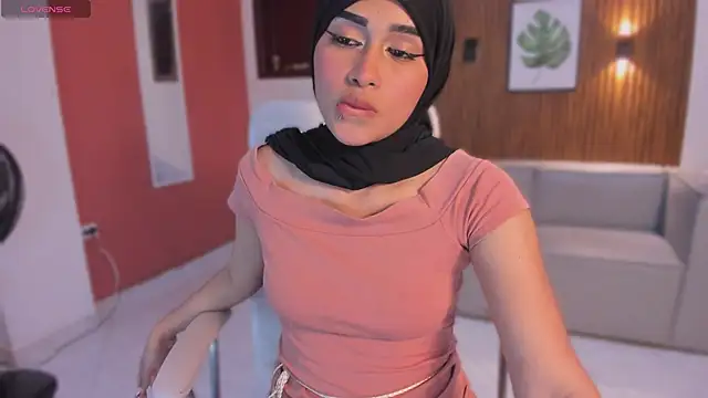 Snapshot of kayla_hasab chatting on October 29, 2025, 2:43 am kayla hasab online show from October 29, 2025, 2:43 am