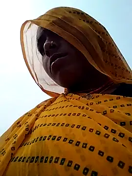 Hot yasha online show from October 24, 2025, 8:35 am