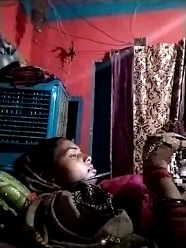 Hot yasha online show from September 29, 2025, 3:50 pm