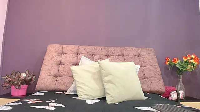 Snapshot of KateWelsin chatting on September 11, 2025, 7:47 pm KateWelsin online show from September 11, 2025, 7:47 pm