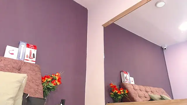 KateWelsin online show from March 27, 2026, 5:14 pm