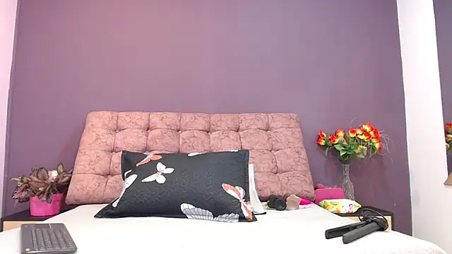 Snapshot of KateWelsin chatting on September 24, 2025, 7:31 pm KateWelsin online show from September 24, 2025, 7:31 pm