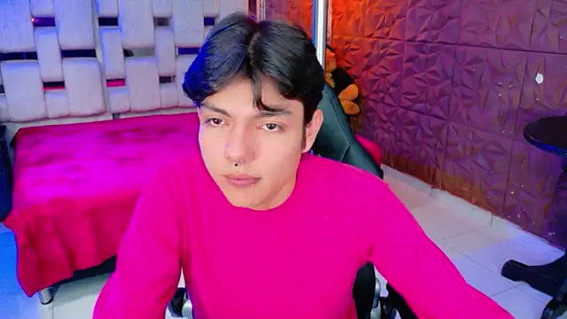 alandelrey57 online show from February 7, 2026, 1:41 pm