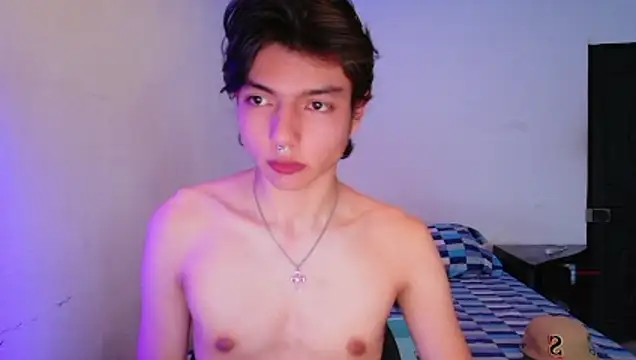 alandelrey57 online show from April 10, 2026, 11:17 am