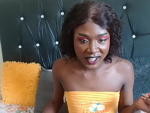 Snapshot of Lsnickykhanyile chatting on November 1, 2025, 10:53 am Lsnickykhanyile online show from November 1, 2025, 10:53 am