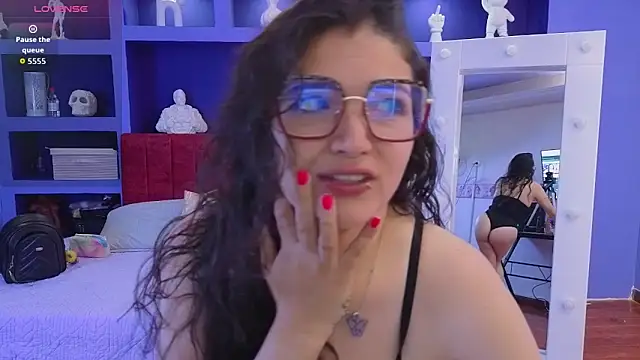 Snapshot of iam_sammy_01 chatting on February 16, 2026, 12:37 pm iam sammy 01 online show from February 16, 2026, 12:37 pm