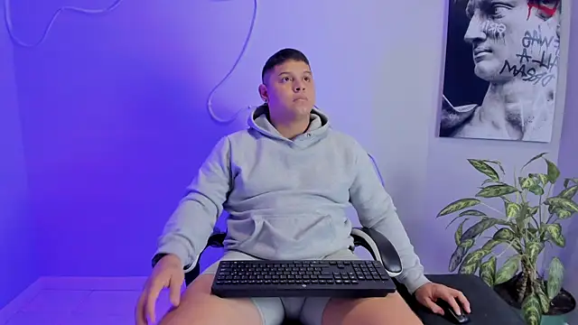 Maximus Steel online show from September 19, 2025, 2:59 am