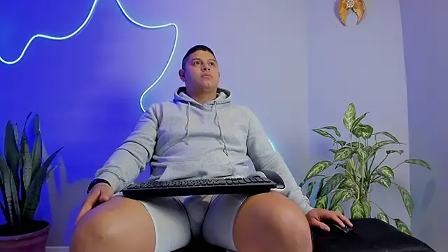 Maximus Steel online show from October 13, 2025, 11:01 am